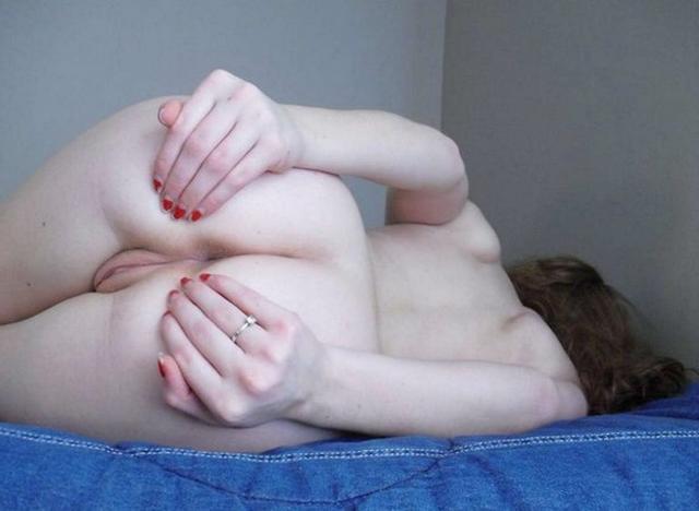Красивые пилотки с пирсингом 28 фотография Красивые пилотки с пирсингом 28 фотография