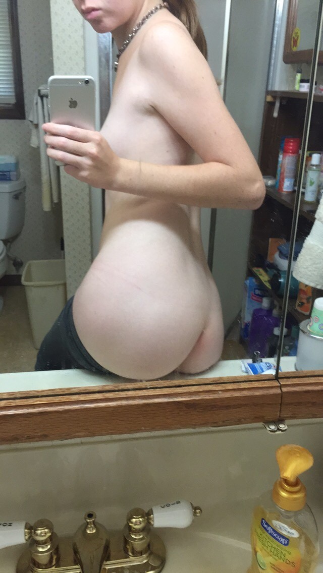 Немка с упругими сиськами засунула в попку специальную пробку 9 фотография Немка с упругими сиськами засунула в попку специальную пробку 9 фотография